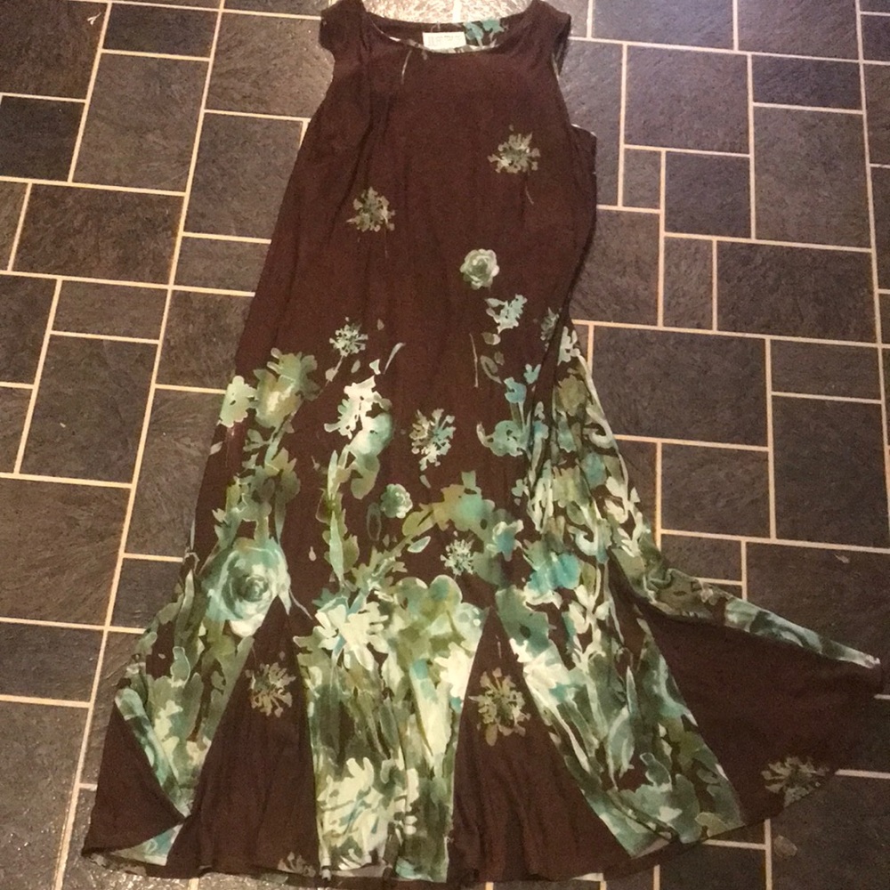 Flared maxi dress